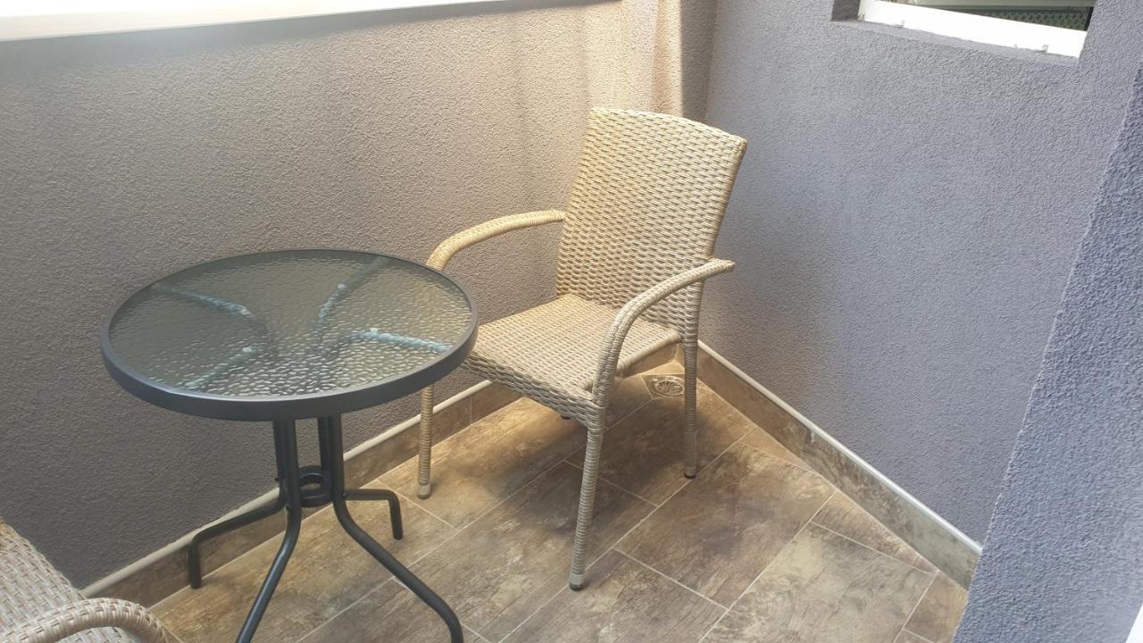 Apartman Sweet Dreams 3 Ni Екстериор снимка