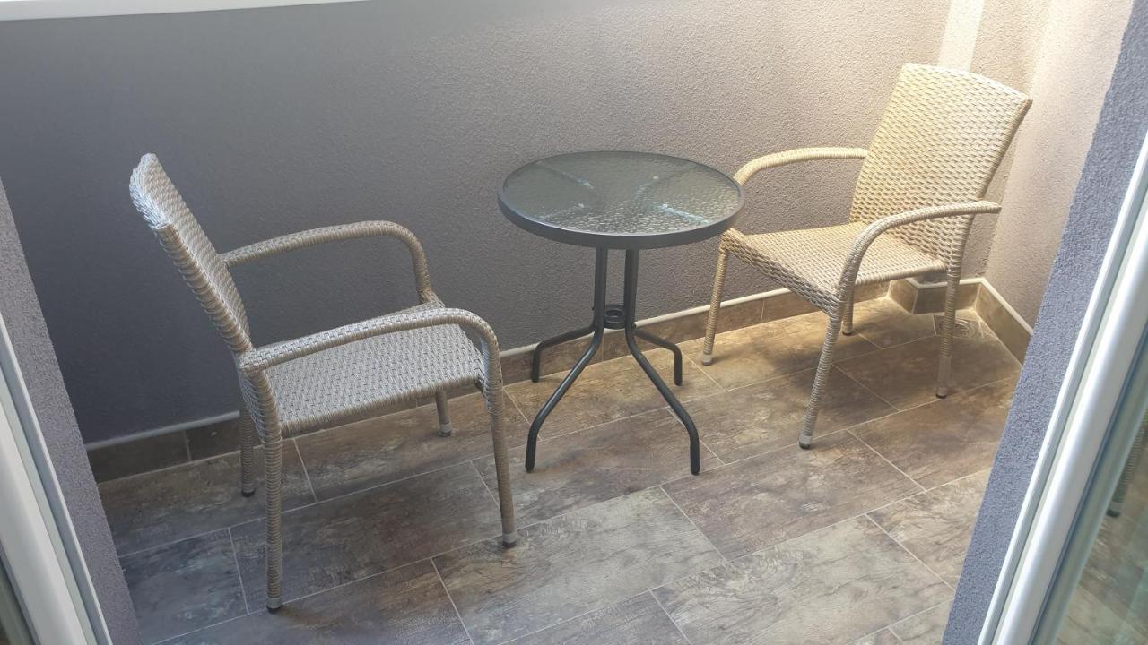 Apartman Sweet Dreams 3 Ni Екстериор снимка