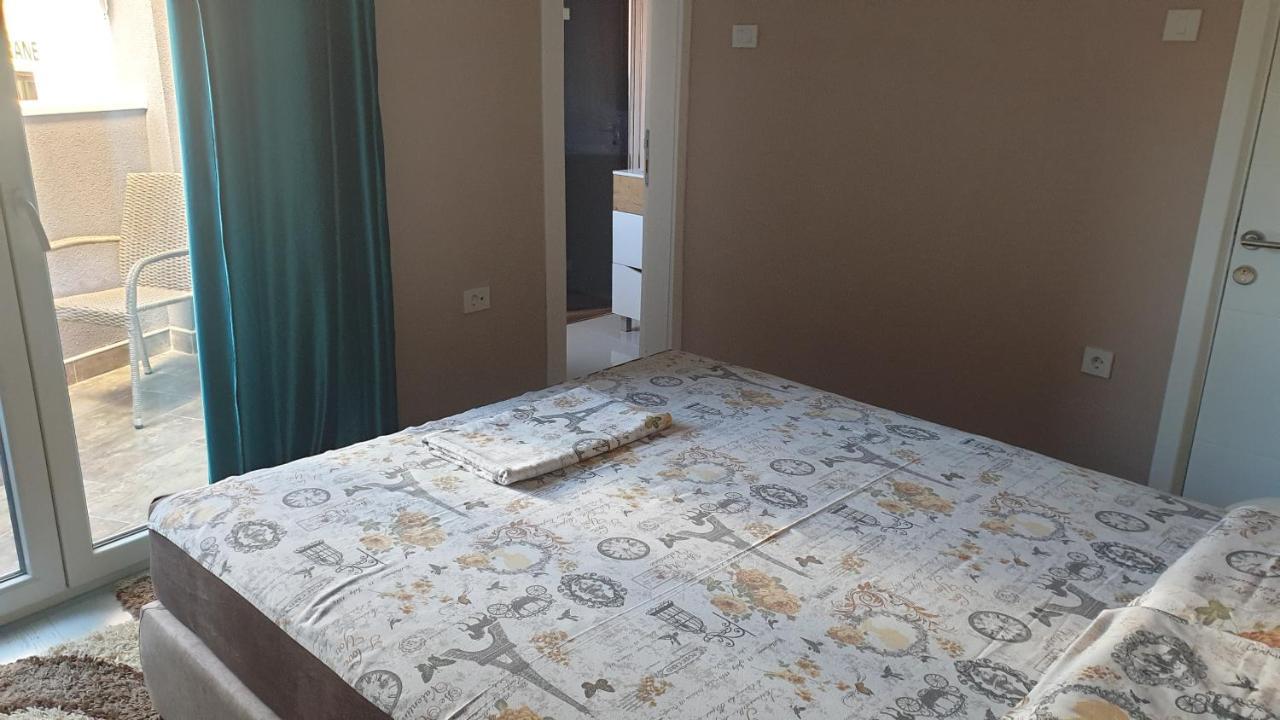 Apartman Sweet Dreams 3 Ni Екстериор снимка