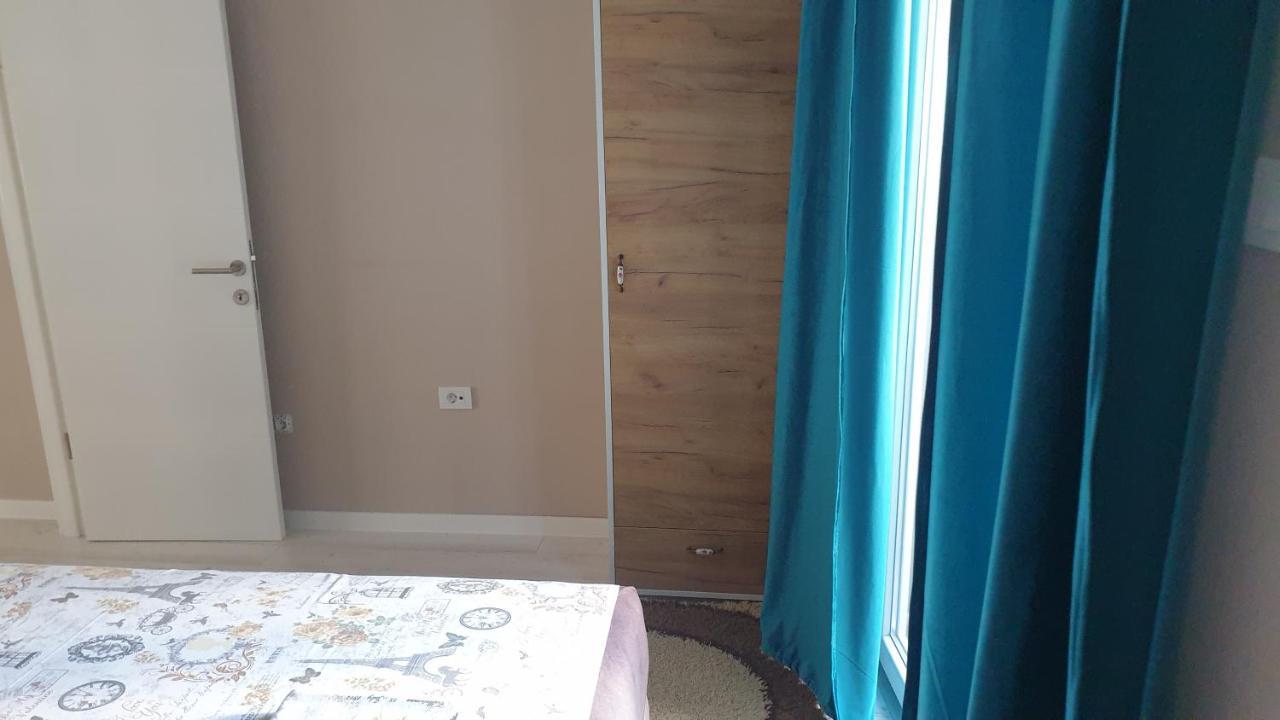Apartman Sweet Dreams 3 Ni Екстериор снимка