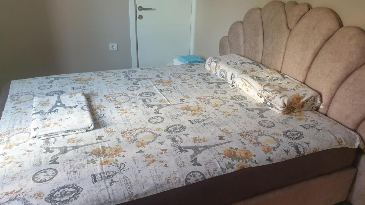 Apartman Sweet Dreams 3 Ni Екстериор снимка