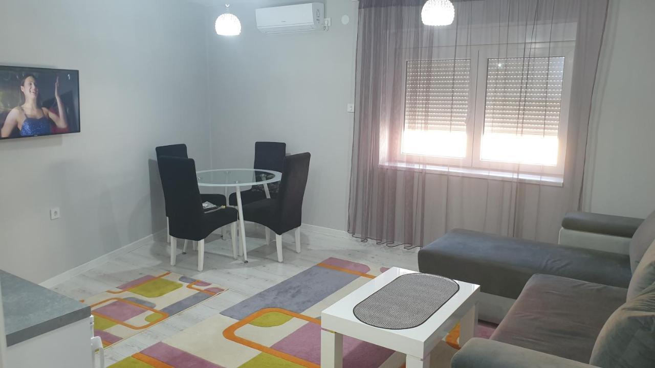 Apartman Sweet Dreams 3 Ni Екстериор снимка