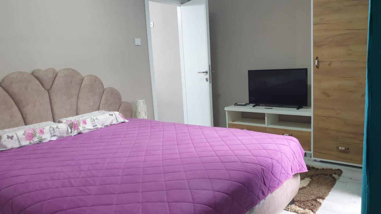 Apartman Sweet Dreams 3 Ni Екстериор снимка